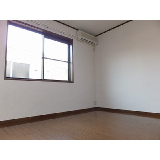 カーサ・インペリアルのその他|２階洋室