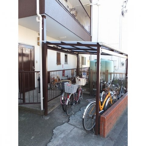 クローバーハイツのその他|駐輪場