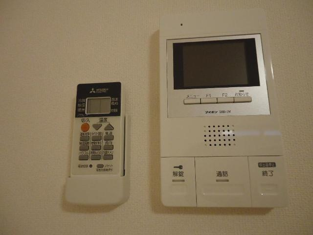 ルミエールの内装|カメラ付インターホン