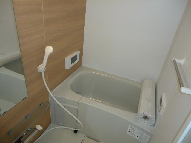 ルミエールの浴室|バス