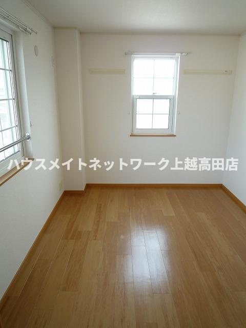 ハーモニー　Ⅵの内装|洋室