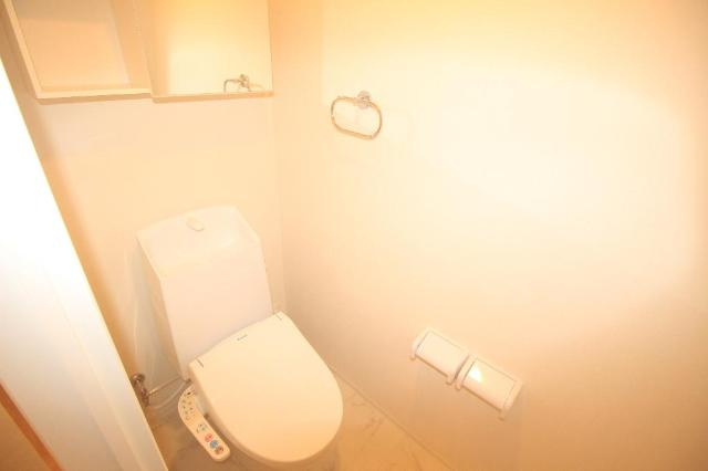 メゾン・ボヌール　大泉学園のトイレ|シャワー付トイレ