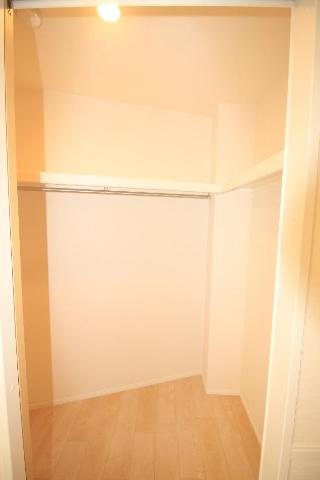 メゾン・ボヌール　大泉学園の収納|洋室クローゼット