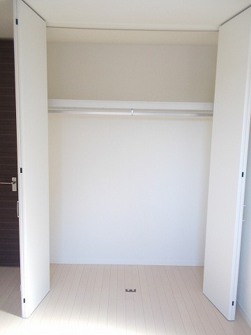 セレーナＢの収納