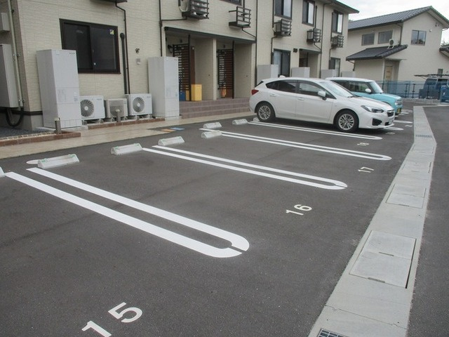 ウィンクルム　C棟の駐車場|駐車場