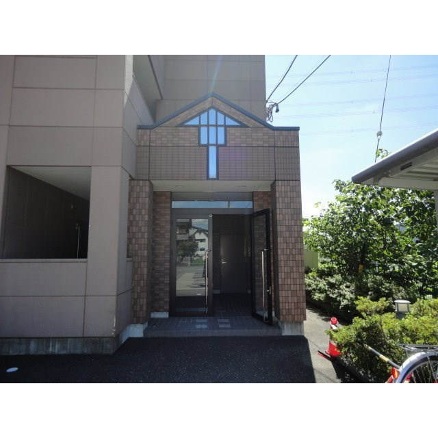 ロイヤル・ツインズの外観