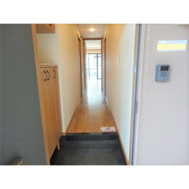 ロイヤル・ツインズの玄関