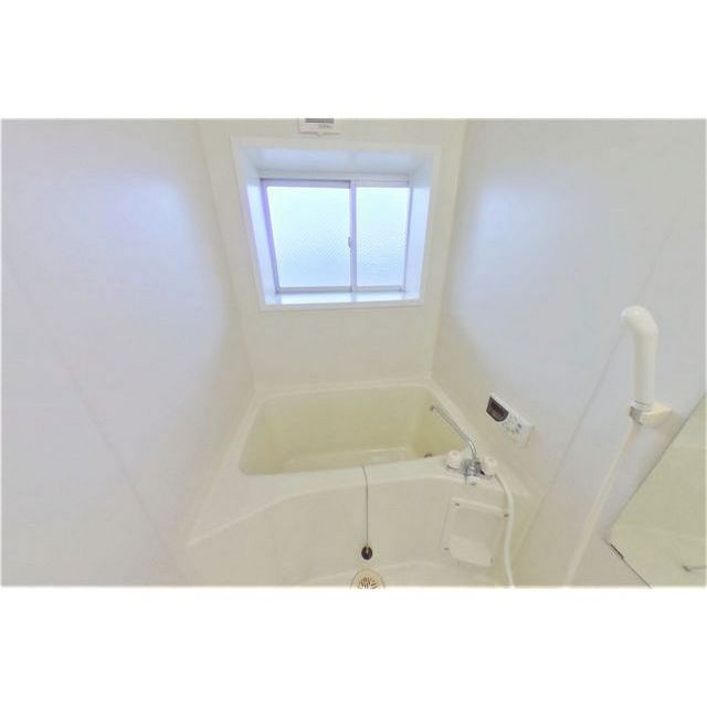 中秀ビルの浴室