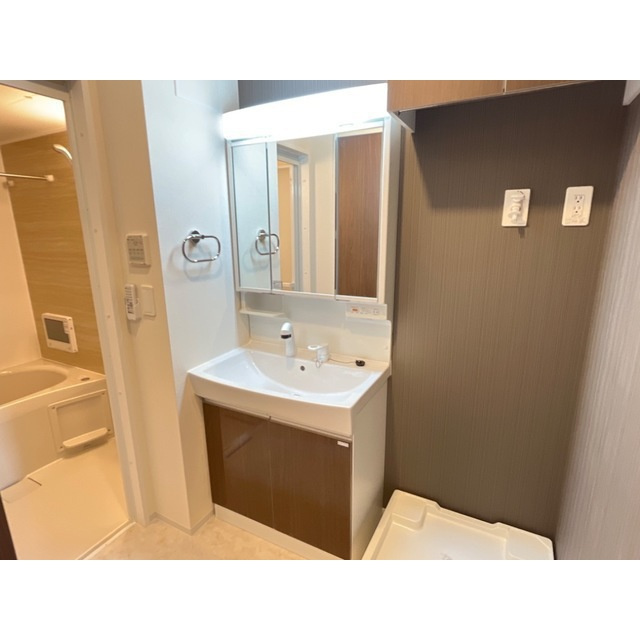 岐阜市北一色２丁目のアパートの洗面所