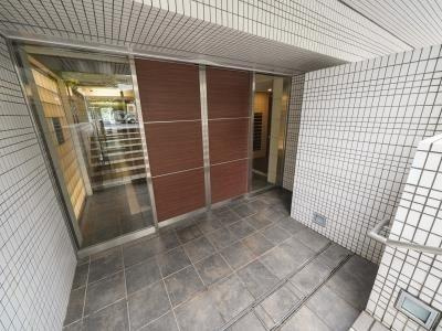 【エントランス】 | キャビンアリーナ赤坂