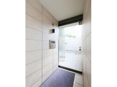 【エントランス】 | MEW