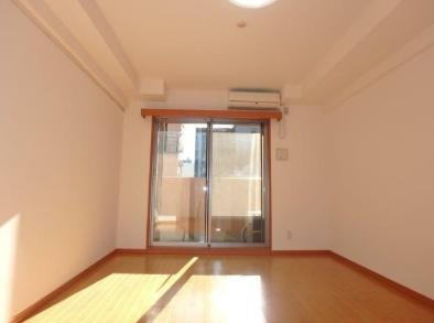 【洋室】 | 六本木ライズハウス