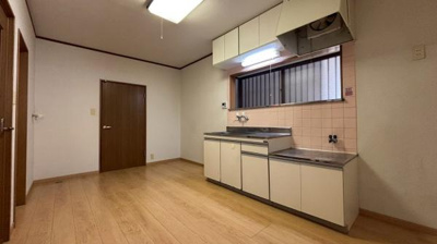 【キッチン】 | 栄コーポ | 写真は入居前の過去のものです