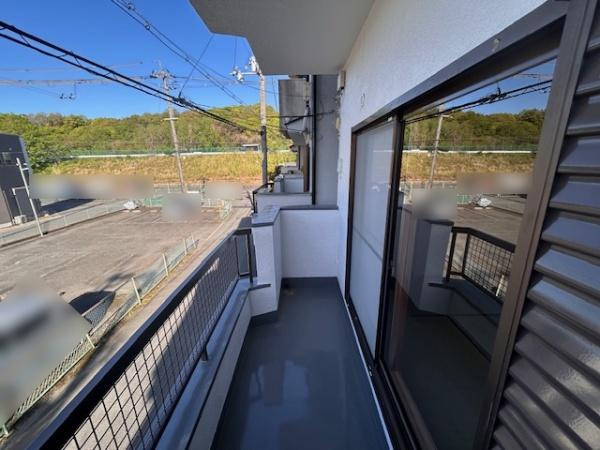 【バルコニー】