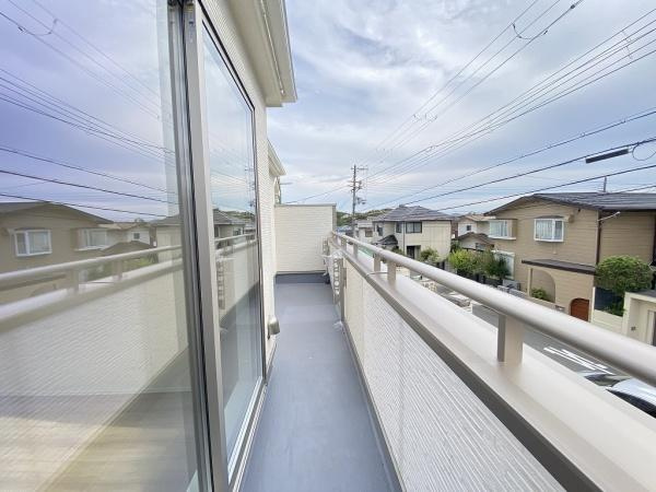 【バルコニー】