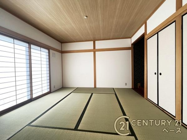 御所市柏原　一戸建の和室|ほっこり落ち着ける、リフォーム済の和室です！