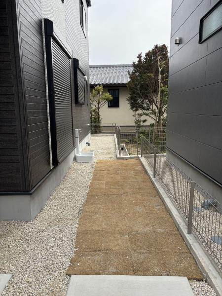 岡崎市福岡町新町　全5棟・2号棟の庭|施工例