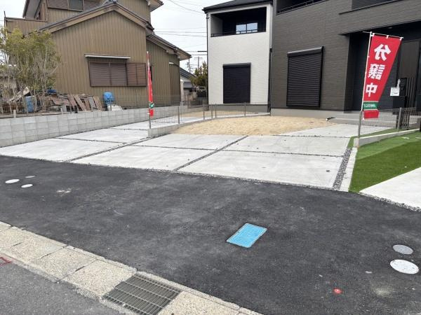 岡崎市赤渋町3期　全3棟・2号棟の駐車場|広々２台駐車できます！