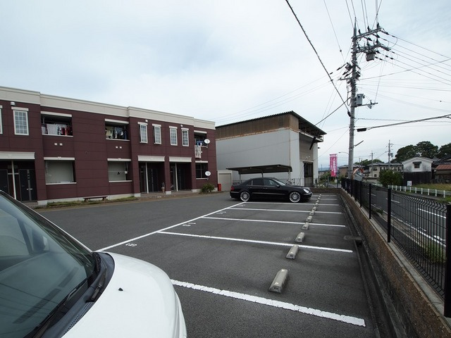 エンジェルの駐車場