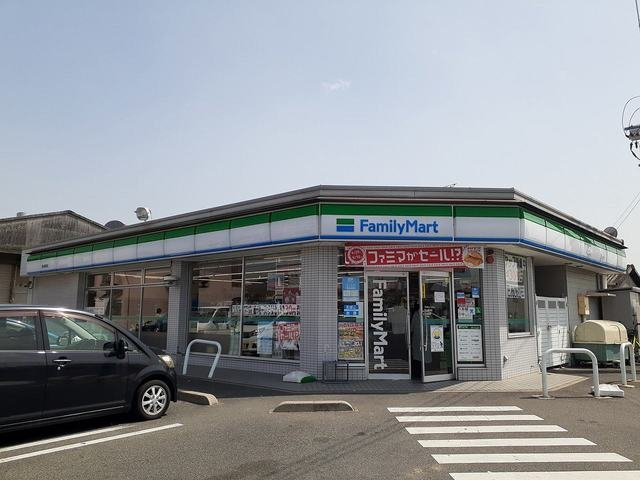 リバーガーデンの周辺|ファミリーマート岡山藤田店まで270m