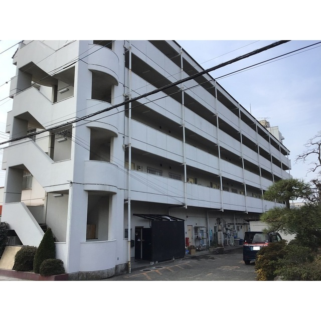 コーポサンライズモリの外観