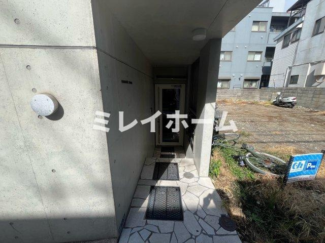 ディアマンテ糀谷のエントランス