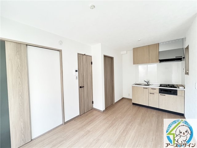 プレミアムソレイユ藤江駅前の居間・リビング