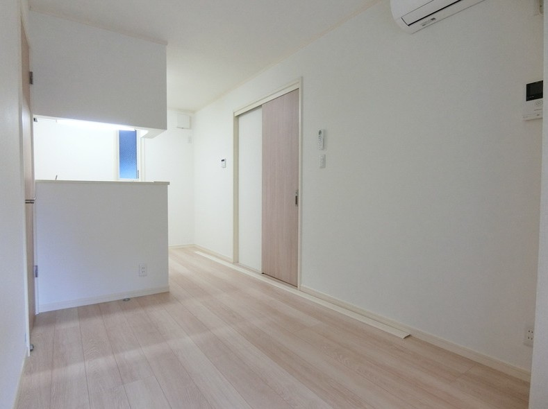 【居間・リビング】