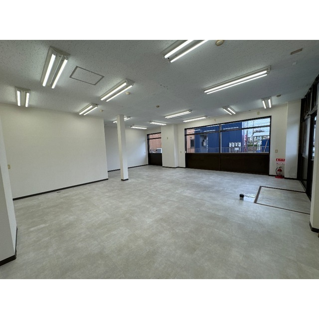 上の台Nスカイの居間・リビング|ゆったりとした居間です