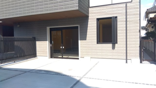 グランデールの駐車場|車をお持ちの方に嬉しい駐車場付きの物件です