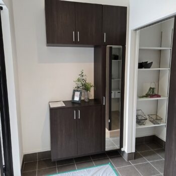 東広島市黒瀬楢原北2丁目　新築一戸建ての玄関