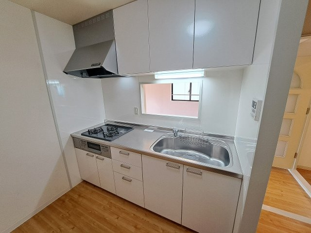 クレスト289のキッチン