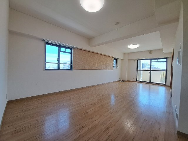 クレスト289の居間・リビング