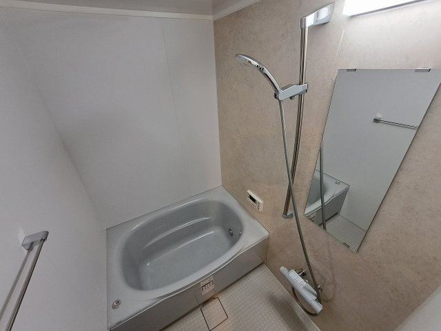 クレスト289の浴室