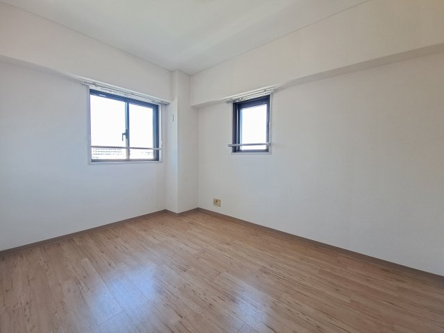 クレスト289の寝室