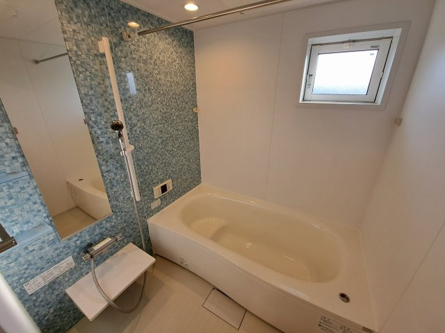 SOLEADO鳴尾の浴室