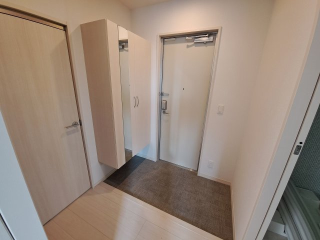 SOLEADO鳴尾の玄関