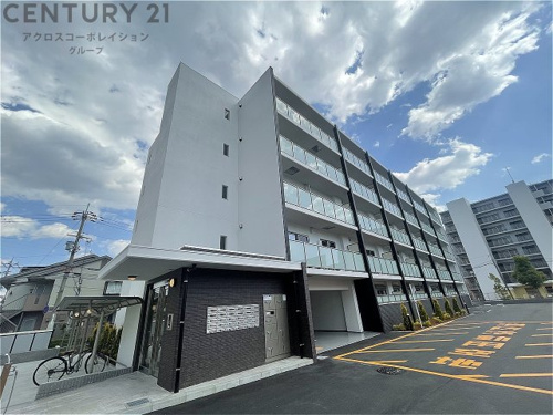 オートロック、防犯カメラ、エレベーター付き☆