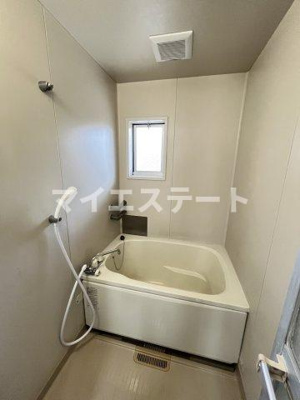 【浴室】 | メゾンⅠ | 別部屋写真
