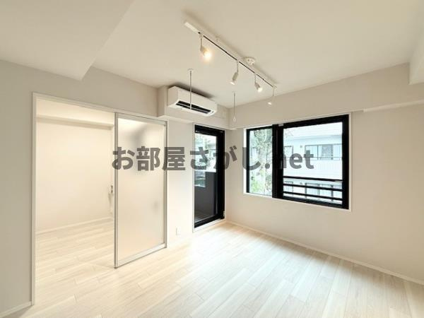 Ｌａ　Ｐｅｒｌａ　Ｎａｋａｎｏの居間・リビング|ゆったりとした居間です