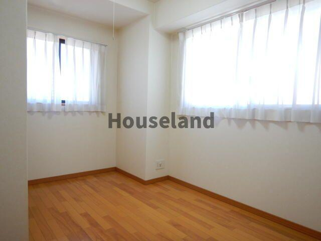 サンセリテ太田の洋室