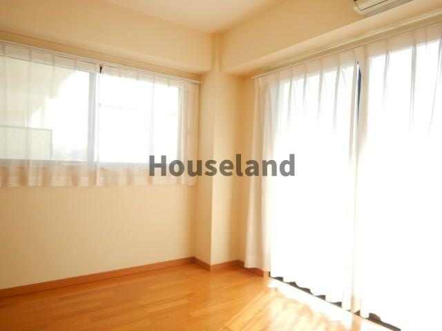 サンセリテ太田の洋室