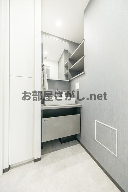 ルジュール神田須田町【白基調のモダンなお部屋／12月下旬入居可】の洗面所|※写真は同タイプ住戸です。