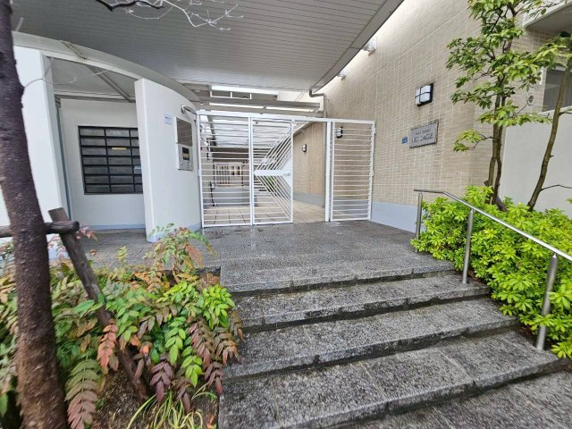 パーク・コート御影のエントランス