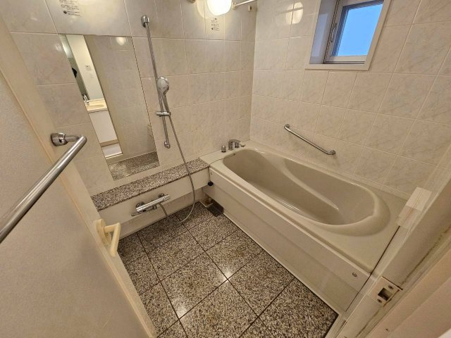 パーク・コート御影の浴室