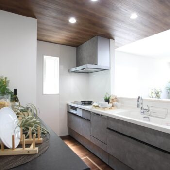 広島市西区山田新町１丁目　新築一戸建てのキッチン