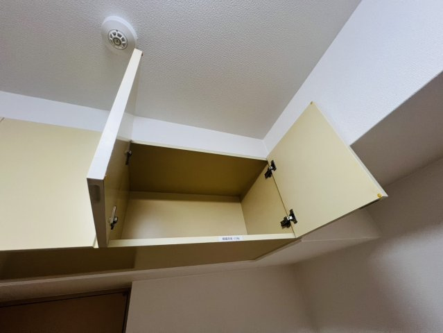 エステムコート神戸ハーバーランド前Ⅱの収納