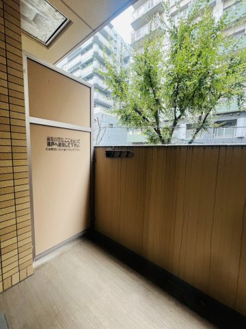 エステムコート神戸ハーバーランド前Ⅱのバルコニー