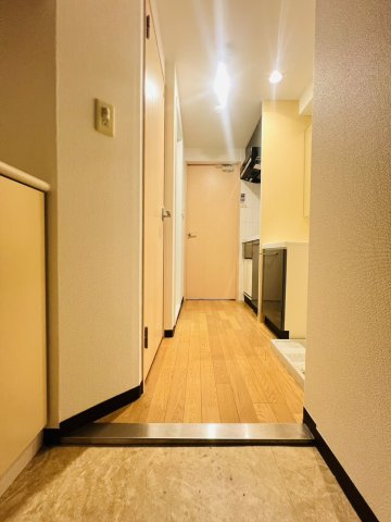 エステムコート神戸ハーバーランド前Ⅱの玄関