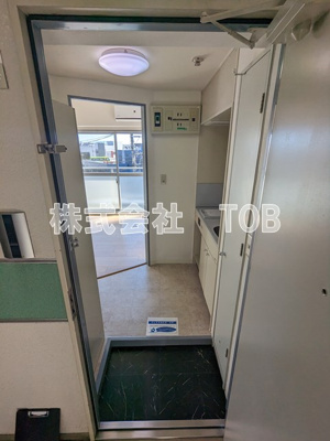 【玄関】 | アネックス国領 | ※別号室参考写真